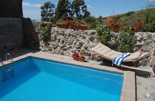 Las Vegas Cottage | Charming Rural House Las Perez in Tenerife South: Scenic Accommodation