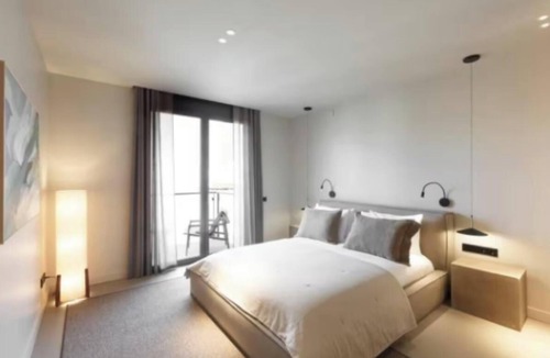 La Sagrada Familia Apartment | Chic City Retreat in the Heart of Barcelona