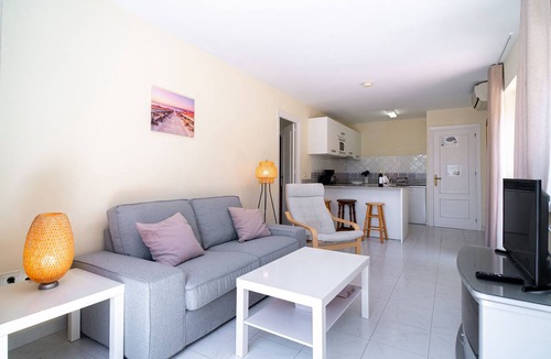 Chimenea Apartment | Chimenea 15 Private Pool and Parking by Casasol