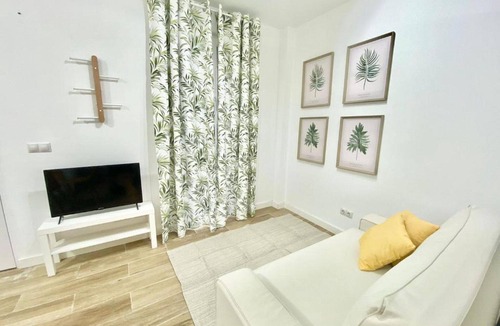Almendrales Apartment | China Town Madrid 02 (1-bedroom apartment)