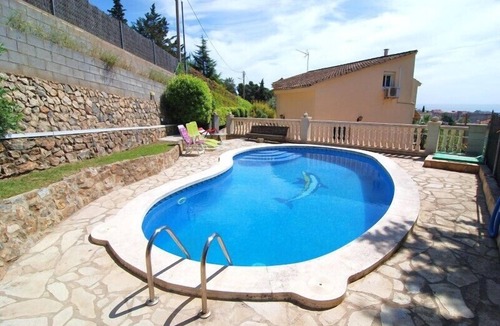 Santa Susanna Villa | Club Villamar - Comfortable villa for 11 people, private pool and BBQ, just 3 min. drive from the.