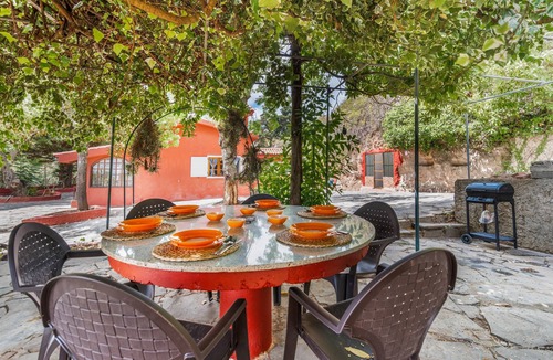 La Solana Villa | 'Colladito' with Mountain Views, Private Pool and Wi-Fi