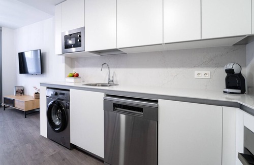 Getafe Apartment | Comfortable apartment for 6 near Madrid