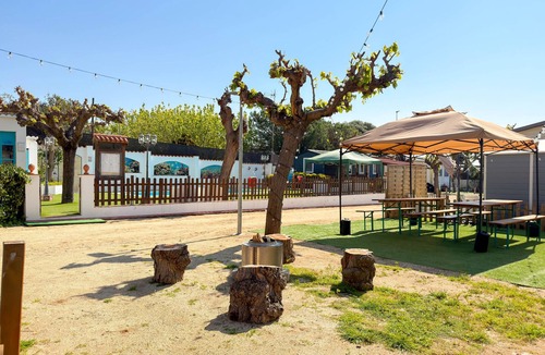 Canet de Mar Ski Chalet | Costa Dorada Arena