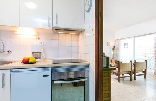 Castello d'Empuries Apartment | Cosy apartment for 4 guests with WIFI, pool and terrace