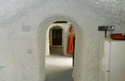 Purullena House | Cosy cave house in Cullar with garden