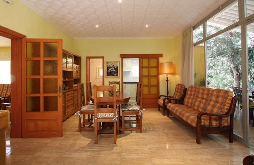 Crestatx Cottage | Cosy Family Villa With Pool & Garden