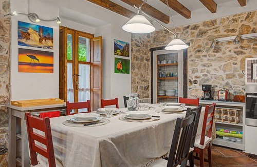 Parres House | Country House 'Rincón Del Sol' with Mountain View and Wi-Fi