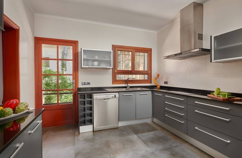 Portopetro Villa | Country House 'Ses Penyes' with Sea View, Wi-Fi and Air Conditioning
