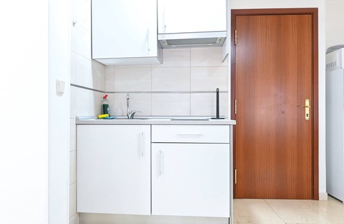 Numancia Apartment | Cozy Apartment in Vallecas