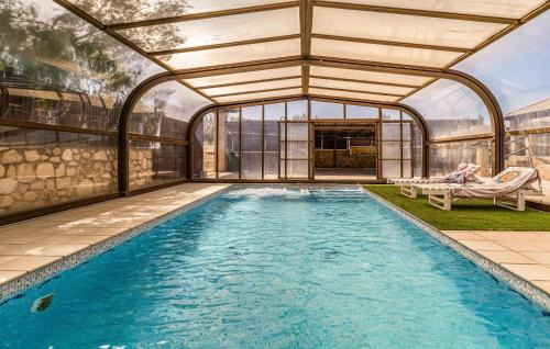 Salar House | Cozy Home In Salar With Indoor Swimming Pool