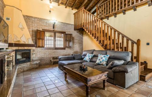Salar House | Cozy Home In Salar With Indoor Swimming Pool