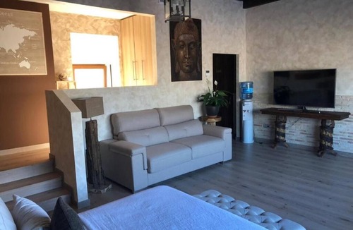 Casarrubios del Monte House | Cozy suite with separate entrance