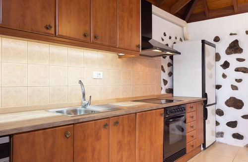 Las Arenas House | Cruz de los Martillos by Interhome
