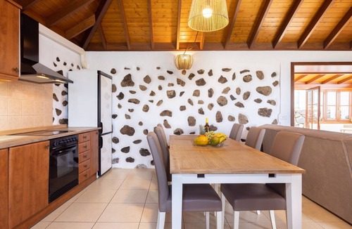 Las Arenas House | Cruz de los Martillos by Interhome