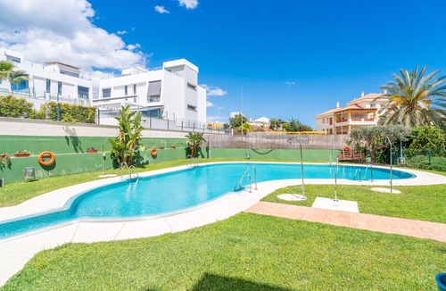 Torre de Benagalbon Apartment | Cubo's Apartamento Añoreta Mar & Golf/communal pool/parking included/terrace/free Wi-Fi
