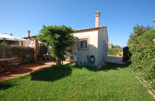 Mas Pinell Ski Chalet | Daró 2D 135 - A/C, Pool, Parking