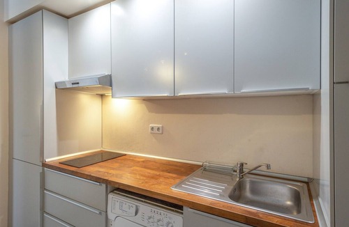 Encarnacion-Regina Apartment | Deluxe Apartment in Central Seville with 2 Balconies and Wi-Fi