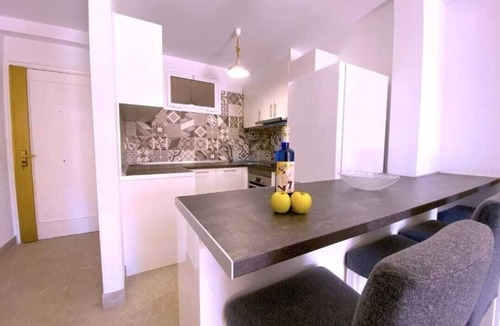 Los Cristianos Apartment | Deluxe Suite in Los Cristianos by Alma Homes
