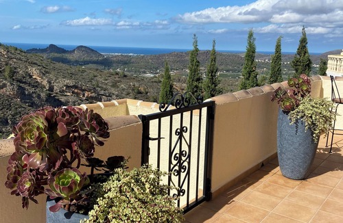 Pedreguer Villa | Detached villa, 3 bedrooms, with privacy, private pool and stunning views