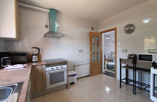 Ciempozuelos Ski Chalet | Ebony Chalet. TuCasaTemporal