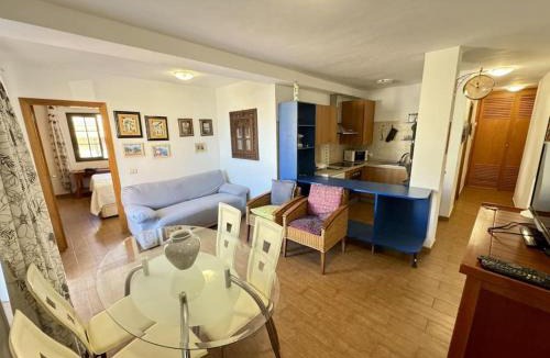 La Caleta Apartment | Edificio Marta La Caleta