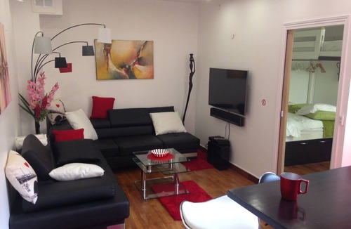 Passy Apartment | EIFFEL TOWER - Passy - DISCREET and LUXURY 35m2