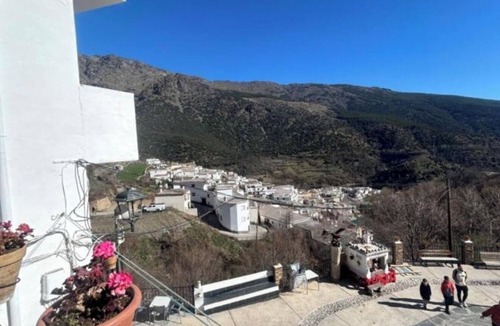 Trevelez Apartment | El Mirador Alto Apartment