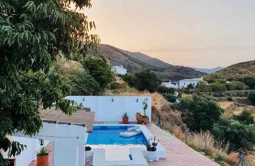 Sedella House | En-suite bedroom with private entrance at Casa Sofija