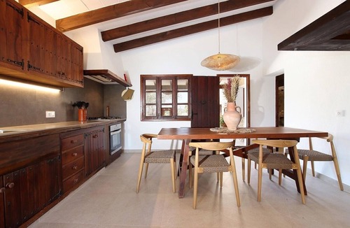 Alcudia Villa | Enchanting Country House, Modernised Interiors & Pool Area, Superb Views - Ideal for Large Families