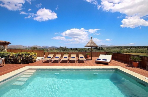 Alcudia Villa | Enchanting Country House, Modernised Interiors & Pool Area, Superb Views - Ideal for Large Families