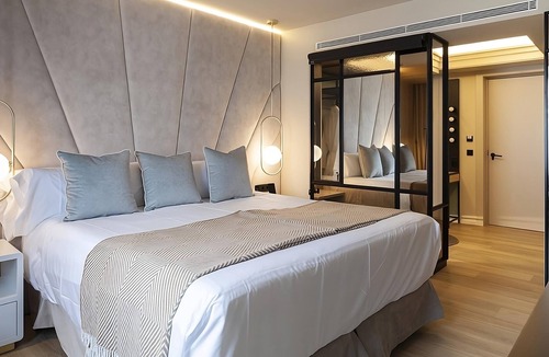 Sant Nicolau Hotel | Enjoy Picturesque Views! 2 Comfortable Units, Pets are Welcome!