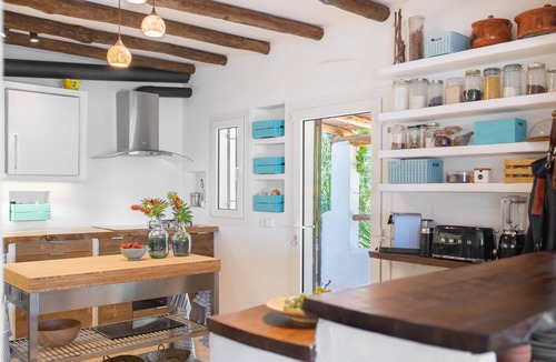 San Antonio Bay Villa | Villa Horizonte - 10 PAX