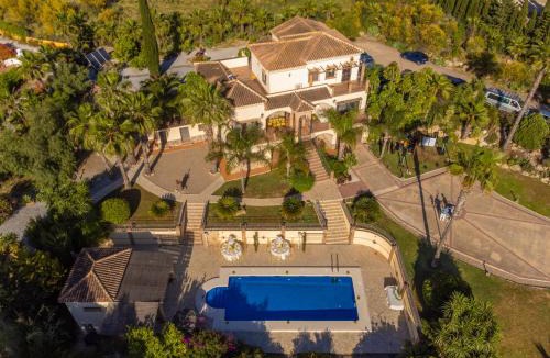 Vinuela Villa | Exclusive Lakeside Villa with Private Pool & Total Privacy