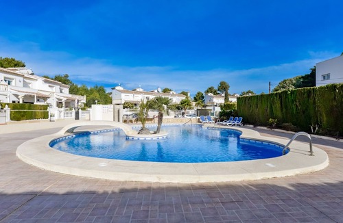 Calpe Villa | Family-friendly 3-bedroom bungalow in Vital Park, walking distance to Calpe Town
