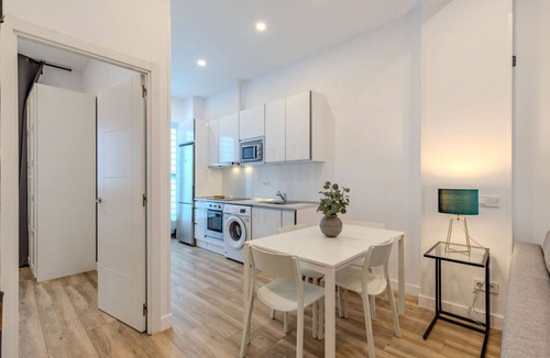 Carabanchel Apartment | Fantastic and Bright 2H - Imperial Apartment
