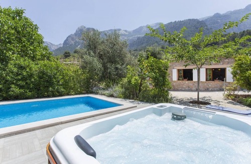 Soller Villa | Fantastic Villa with Pool, Whirlpool, Terraces, Mountain View, Air Conditioning & Wi-Fi