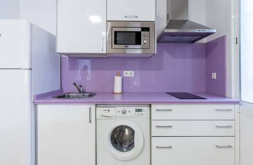 Los Remedios Apartment | Fuensanta. 3 bedrooms, 2 bathrooms