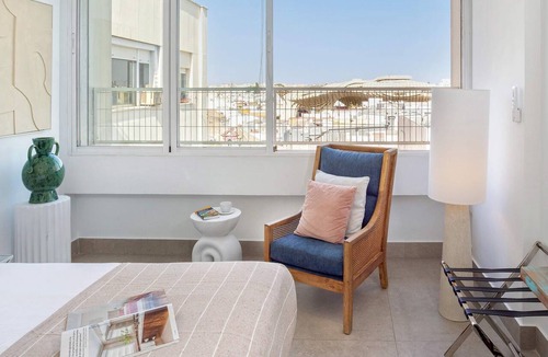 Encarnacion-Regina Apartment | Genteel Home Campana