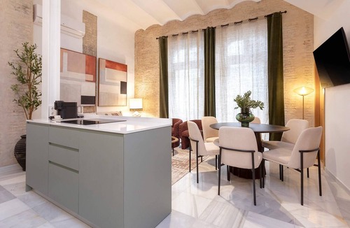 Alameda Apartment | Genteel Home Gran Poder II