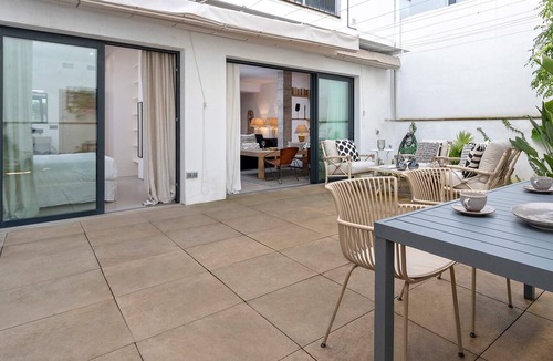 Triana Apartment | Genteel Home Pureza - Two Bedroom Apartment, Sleeps 4