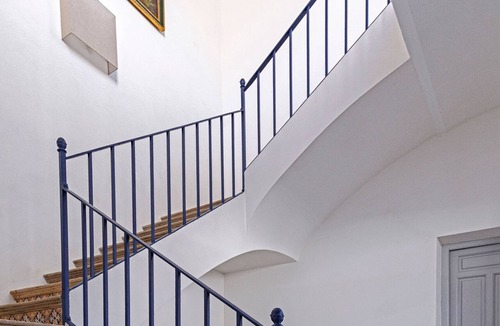 San Vicente Apartment | Genteel Home San Laureano VI