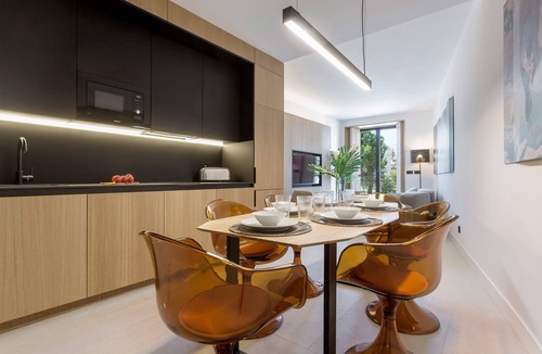 Valladolid City Centre Apartment | Genteel Home Solanilla I