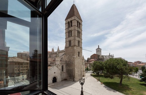 Valladolid City Centre Apartment | Genteel Home Solanilla IV