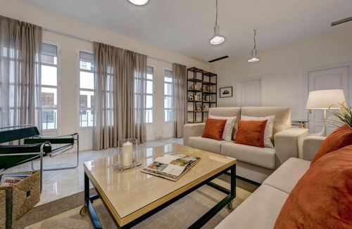 El Arenal Apartment | Genteel Home Tomas de Ibarra