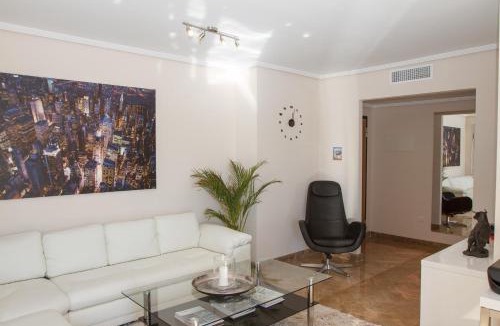 New Golden Mile Apartment | Golf Hills