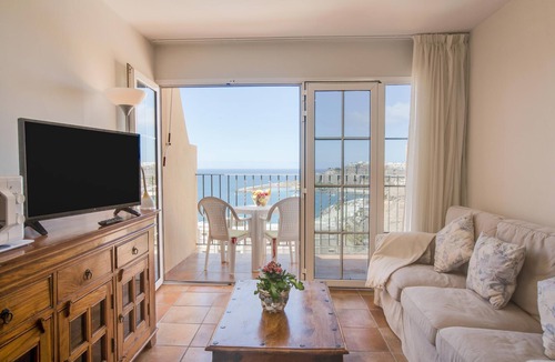 Patalavaca Apartment | "Granada I Apartamento 10" with Sea View, Community Pool, Wi-Fi & Private Terrace