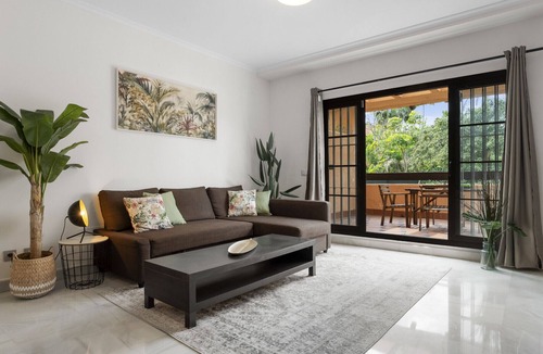 Atalaya-Isdabe Apartment | Hacienda del Sol - Fantastic 2 Bed right by the Beach!