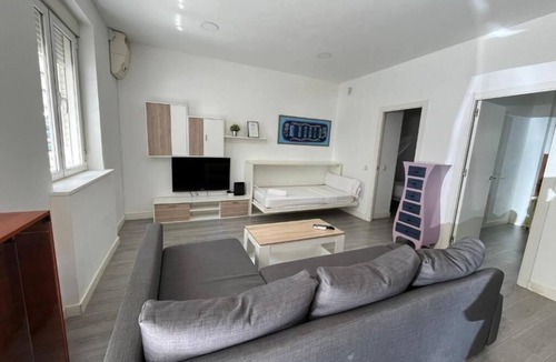 Hortaleza Apartment | Hello Home Madrid