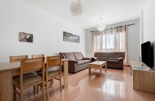 Puerto del Rosario Apartment | Holiday Apartment 'Casa Rosi 1' with Sea View and Wi-Fi